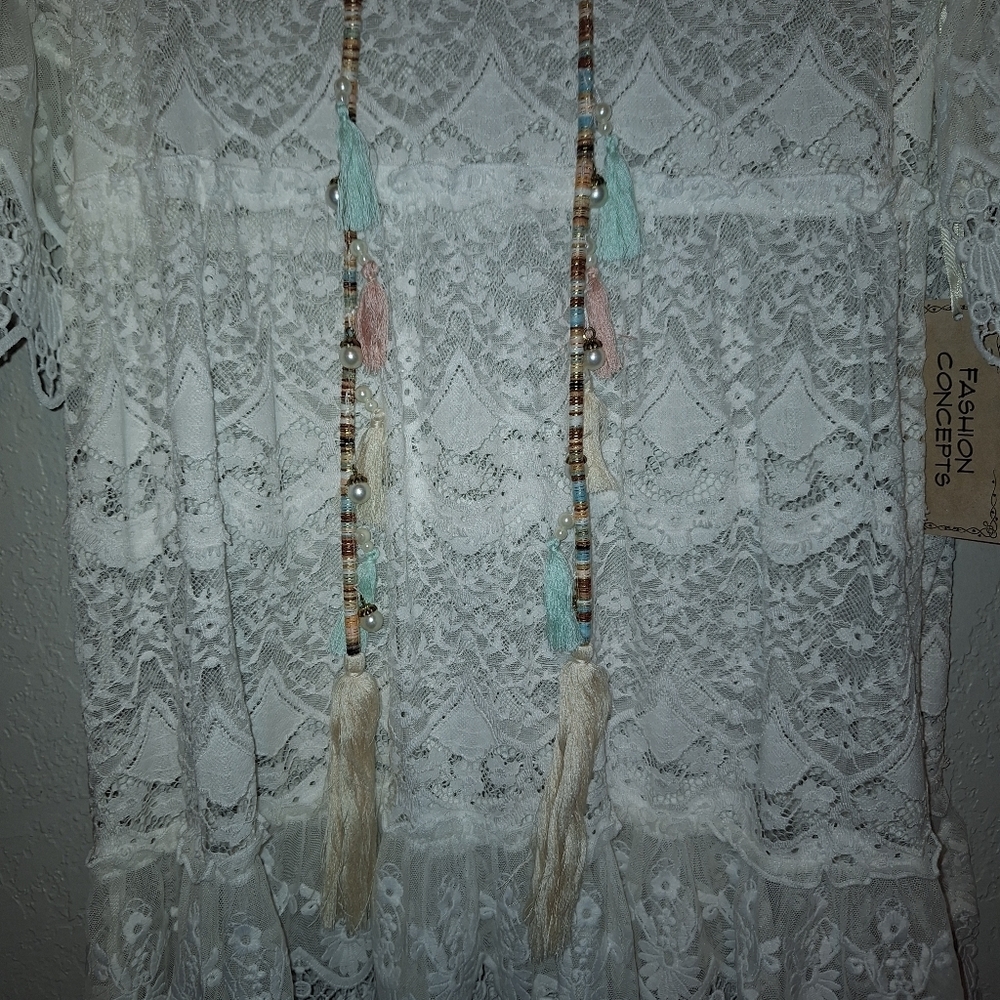 NWT Fashion Concepts Ivory Lace Knee Length Cover Up Size Small - Picture 3 of 8